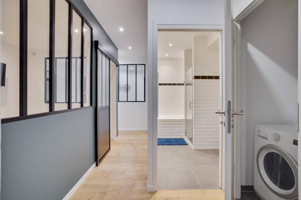 Suite Luxury Republique Париж Екстериор снимка
